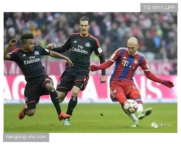 夸雷斯马与伊布边锋职责分化如何影响其射门方式演变